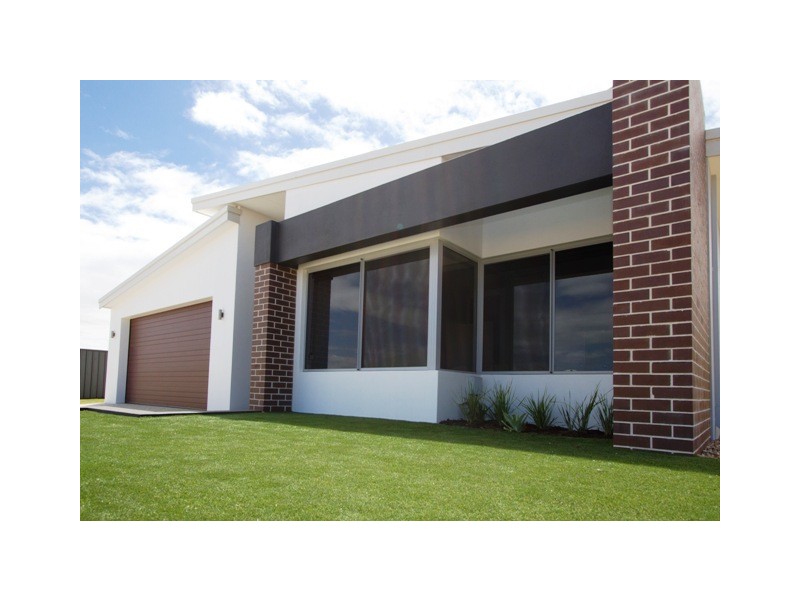 15 Mistral Crescent, Drummond Cove WA 6532