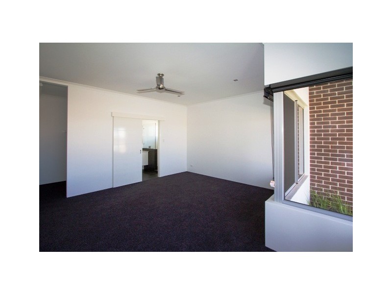 15 Mistral Crescent, Drummond Cove WA 6532