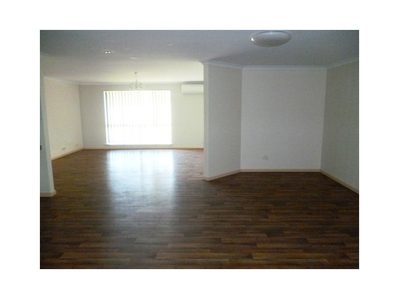 93 McAleer Drive, Mahomets Flats WA 6530