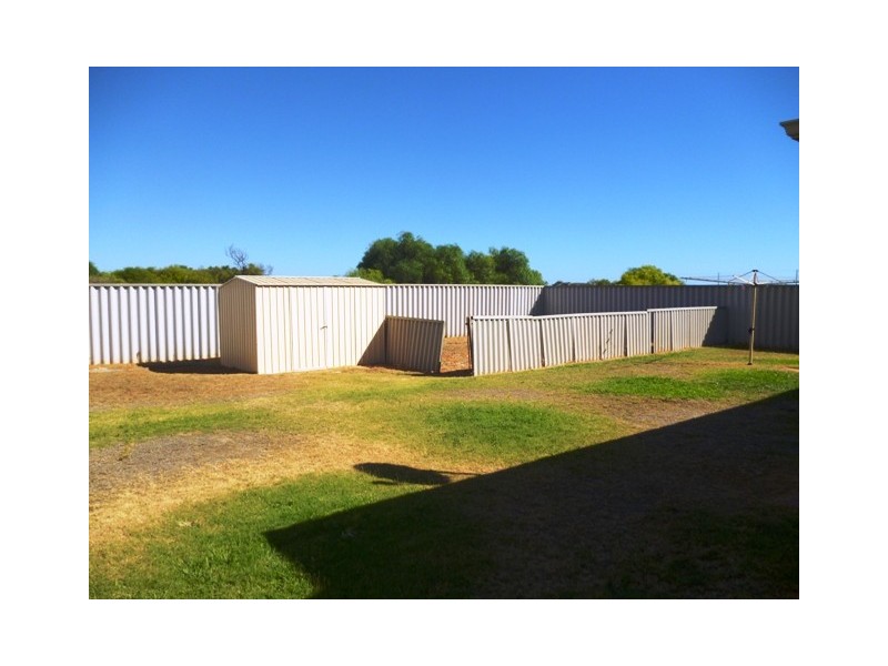 93 McAleer Drive, Mahomets Flats WA 6530