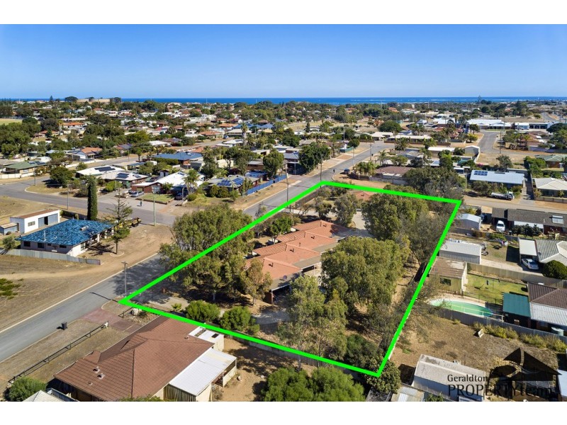 11 Kenny Crescent, Rangeway WA 6530