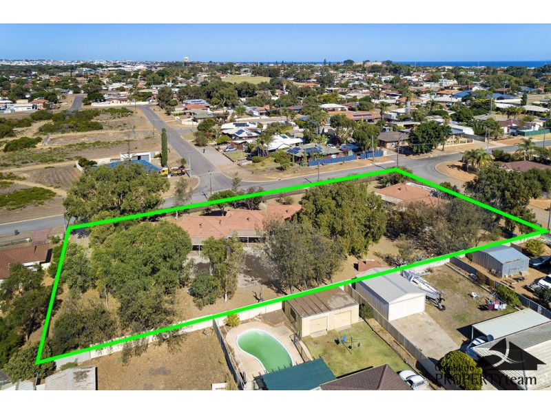 11 Kenny Crescent, Rangeway WA 6530