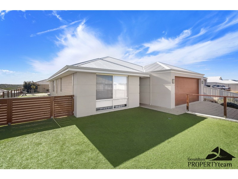 9 Moorings Loop, Sunset Beach WA 6530