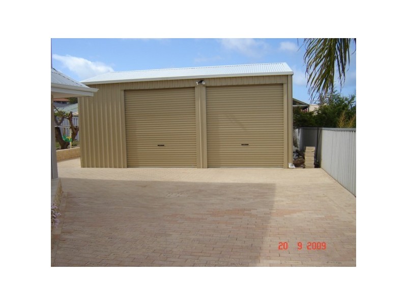 4 Turban Court, Wandina WA 6530