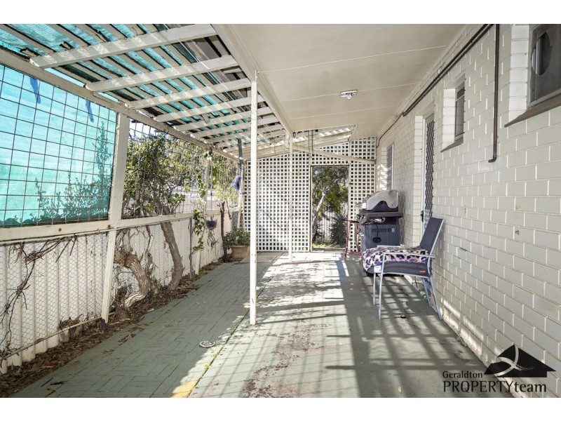 4 Harrison Street, Bluff Point WA 6530