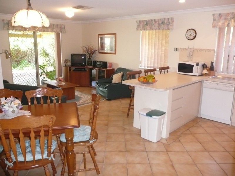 3/65 Francis St, Beachlands WA 6530