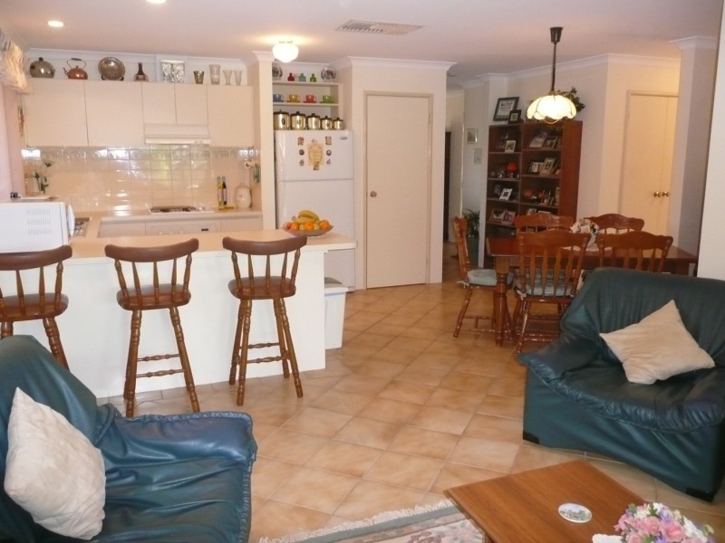 3/65 Francis St, Beachlands WA 6530