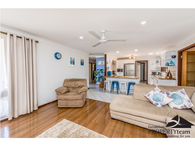 8 Amalda Place, Sunset Beach WA 6530