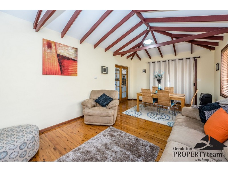 8 Amalda Place, Sunset Beach WA 6530