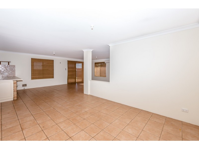 13 Nautical Lookout, Glenfield WA 6532