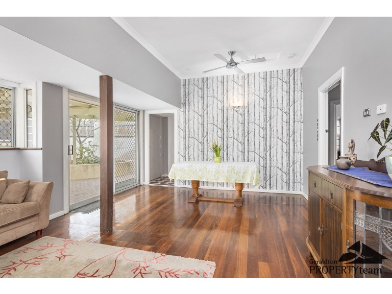 11 Grant Street, Beachlands WA 6530