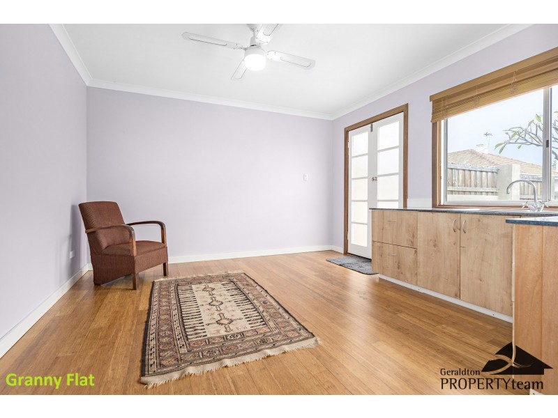 11 Grant Street, Beachlands WA 6530