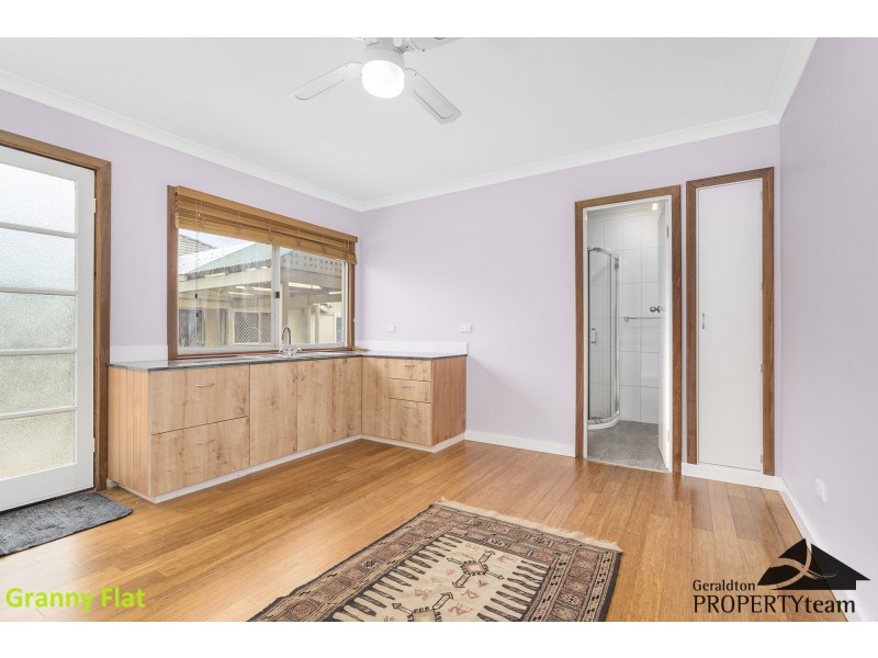 11 Grant Street, Beachlands WA 6530