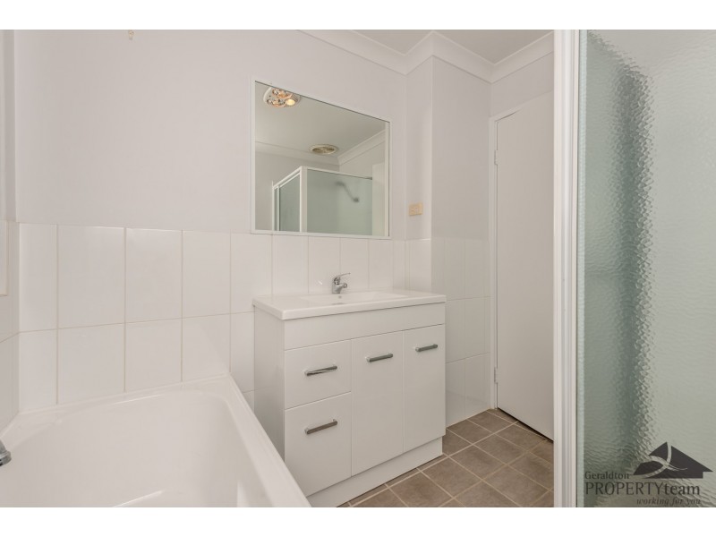 8 Paula Maslen Place, Mount Tarcoola WA 6530