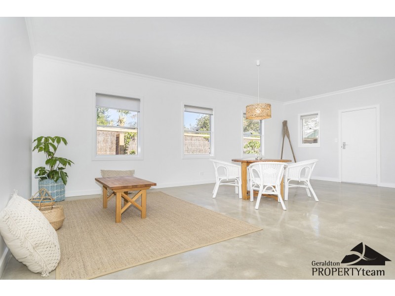 4 Fuller Street, Bluff Point WA 6530