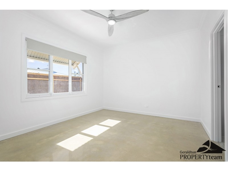 4 Fuller Street, Bluff Point WA 6530