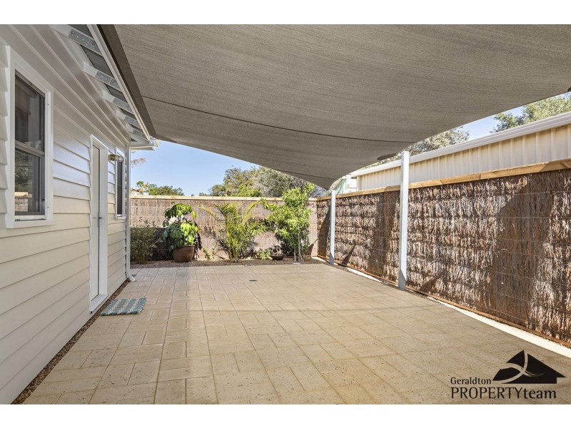 4 Fuller Street, Bluff Point WA 6530