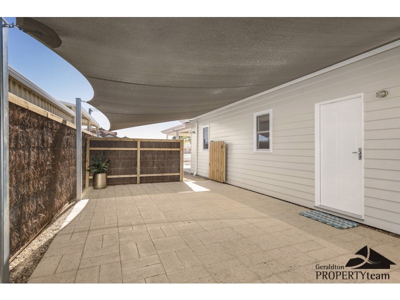 4 Fuller Street, Bluff Point WA 6530