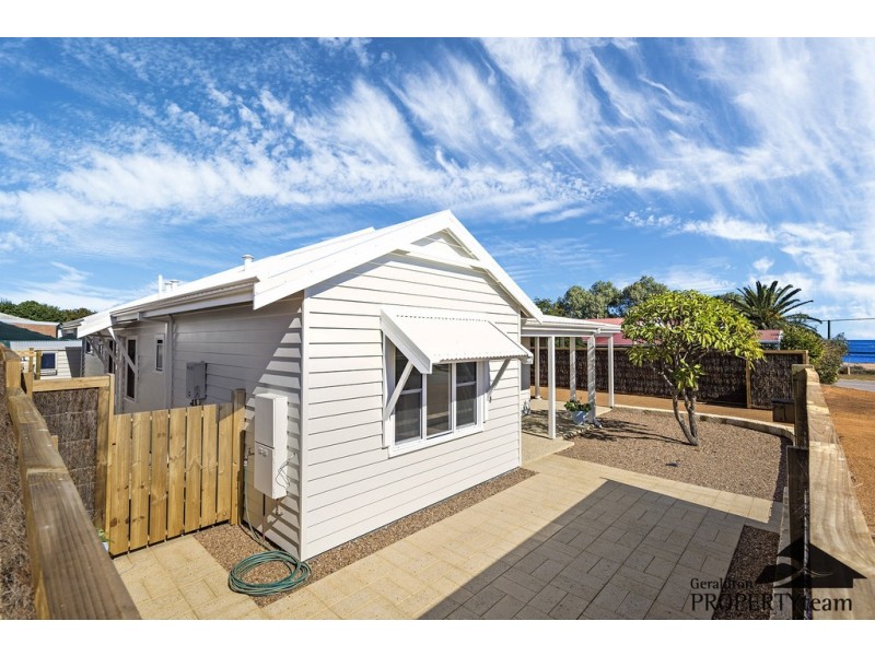 4 Fuller Street, Bluff Point WA 6530