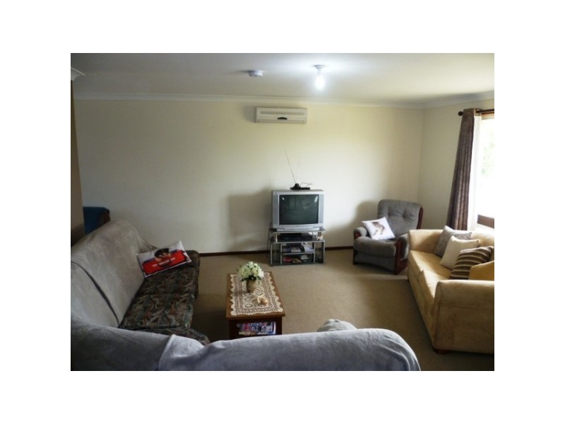 5 Assen Street, Rangeway WA 6530