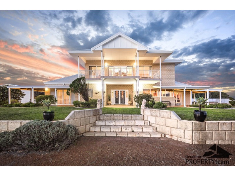 8 Vince Court, Wandina WA 6530