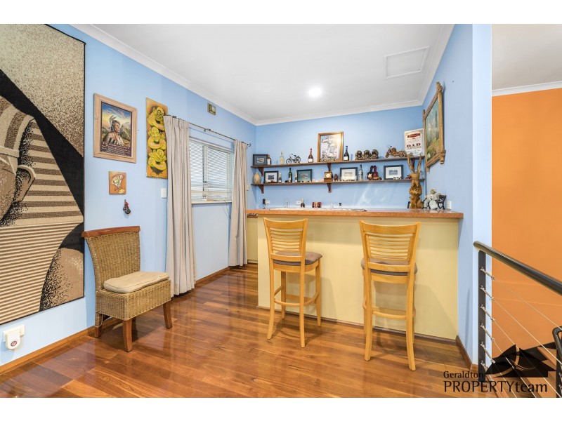 8 Vince Court, Wandina WA 6530