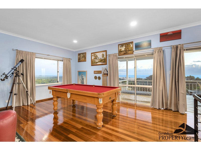 8 Vince Court, Wandina WA 6530