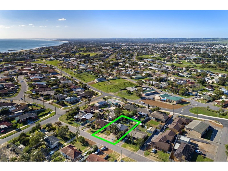 8 Koolinda Street, Geraldton WA 6530