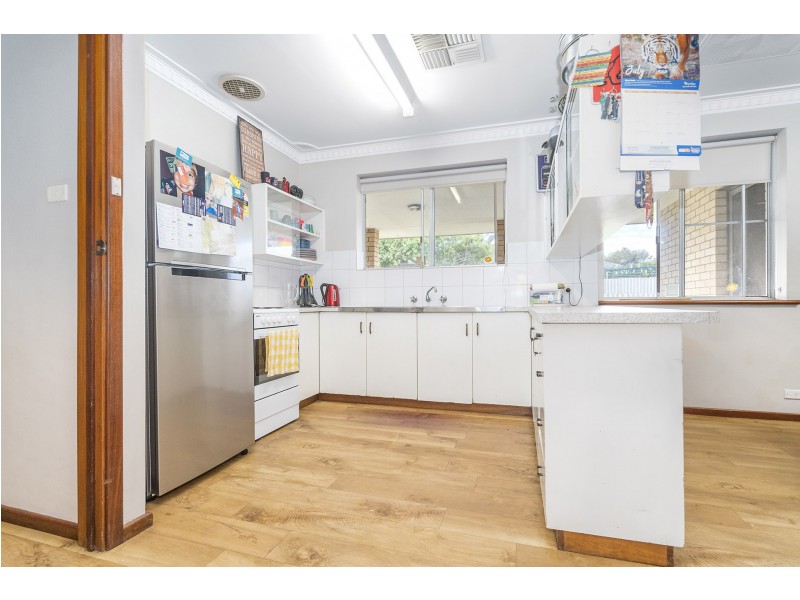 8 Koolinda Street, Geraldton WA 6530