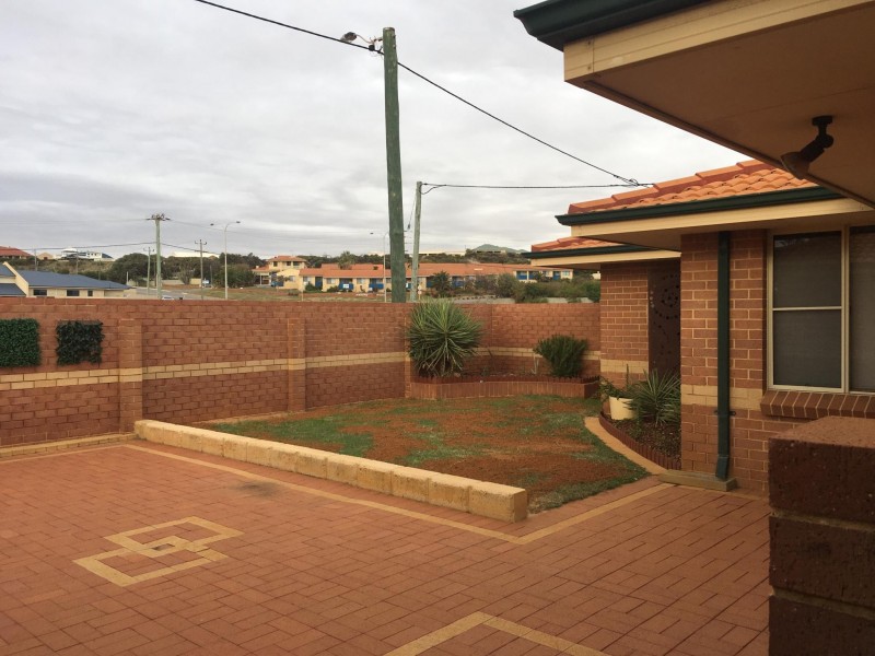 82 McAleer Drive, Mahomets Flats WA 6530