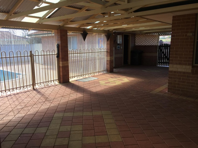 82 McAleer Drive, Mahomets Flats WA 6530