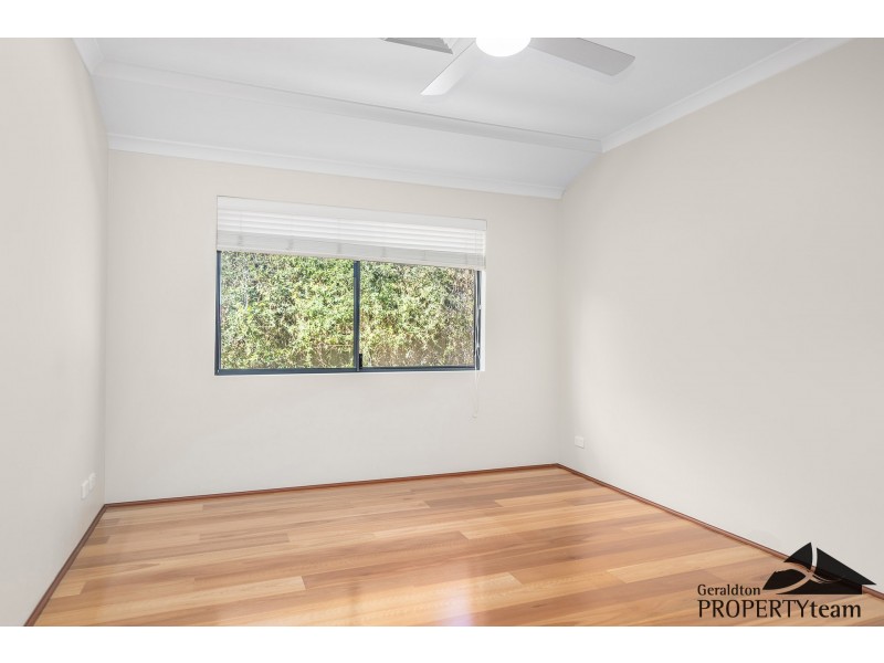 20 St Georges Close, Bluff Point WA 6530