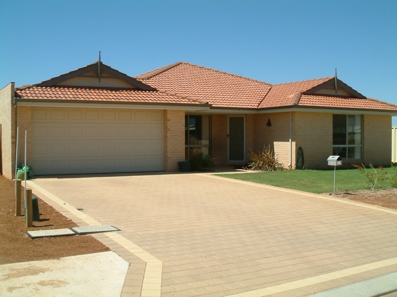 37 Mark Way, Wandina WA 6530