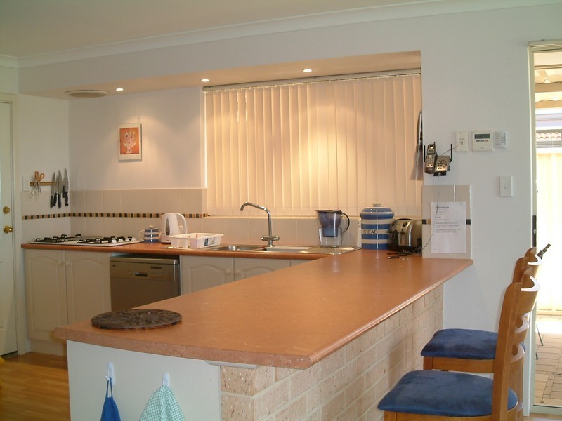 37 Mark Way, Wandina WA 6530