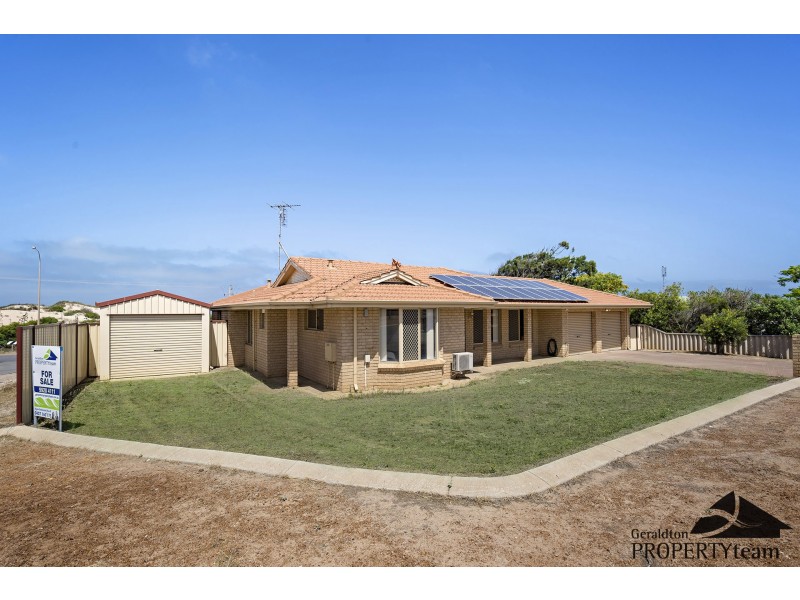 1 Oceanside Drive, Wandina WA 6530