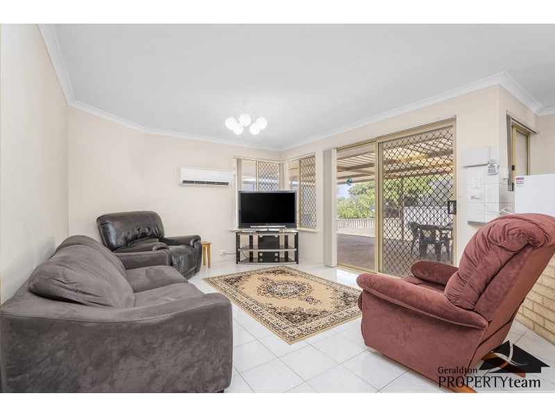 1 Oceanside Drive, Wandina WA 6530