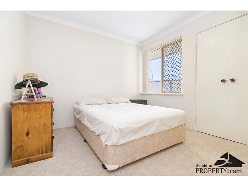 1 Oceanside Drive, Wandina WA 6530