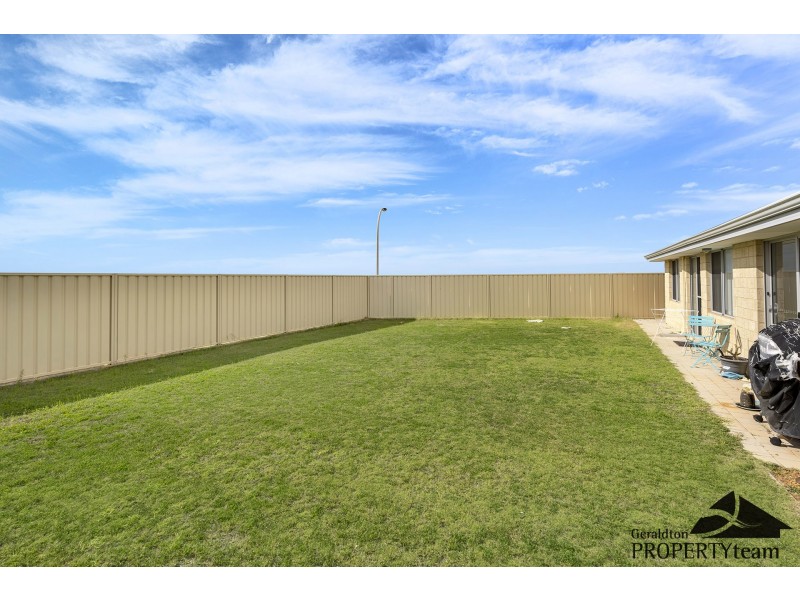 2 Waterwitch Outlook, Wandina WA 6530