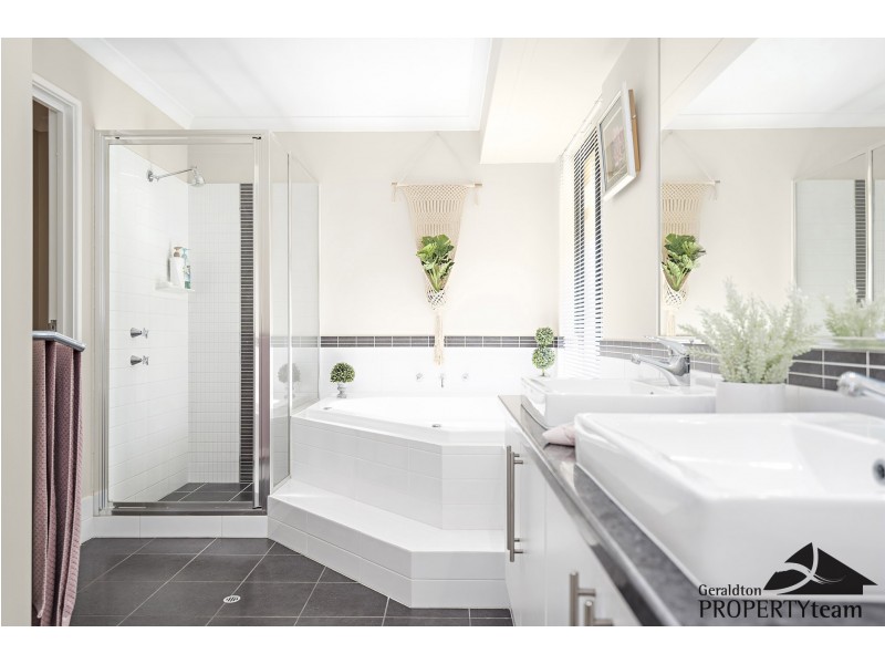 17 Silvery Wave Vista, Wandina WA 6530