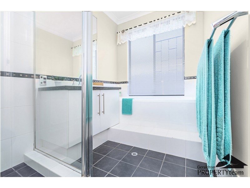 17 Silvery Wave Vista, Wandina WA 6530