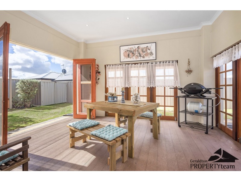 17 Silvery Wave Vista, Wandina WA 6530