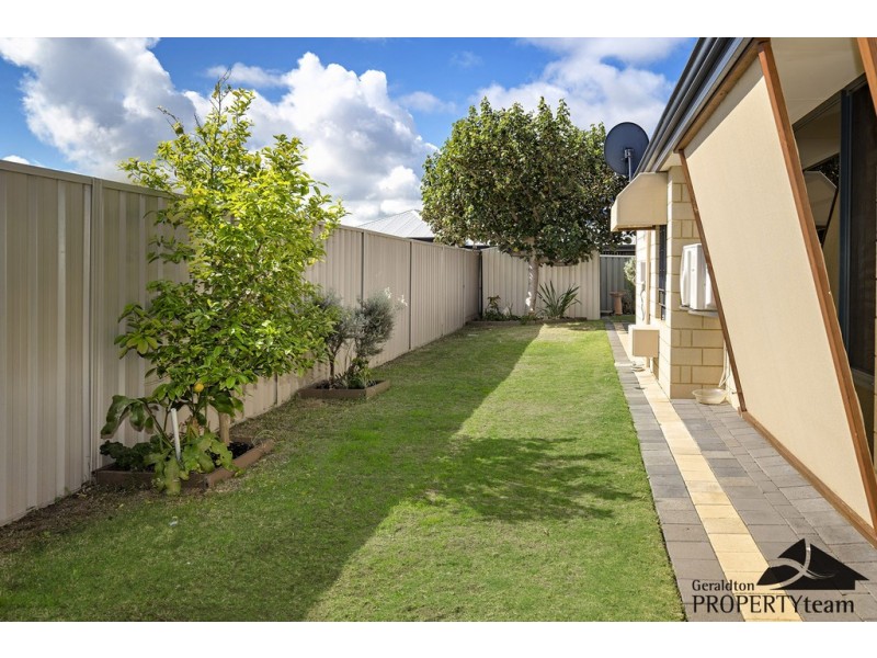 17 Silvery Wave Vista, Wandina WA 6530