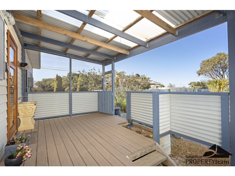 12 Doncon Street, Wandina WA 6530