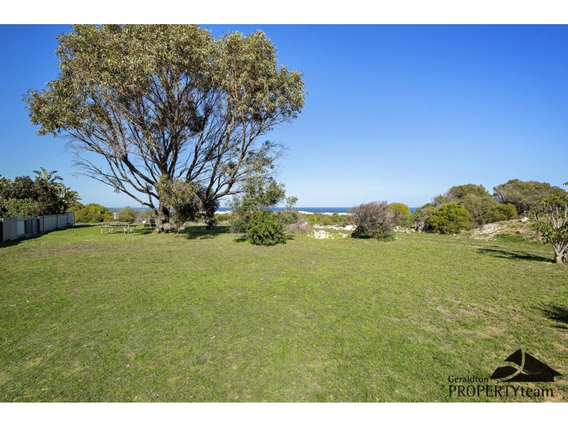 12 Doncon Street, Wandina WA 6530