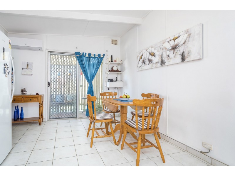 86 Gunners Lane, West End WA 6530