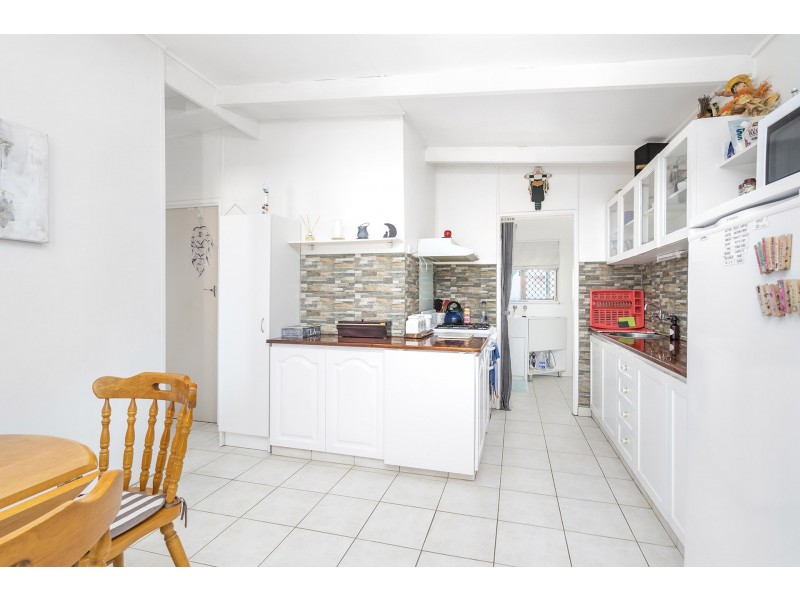 86 Gunners Lane, West End WA 6530