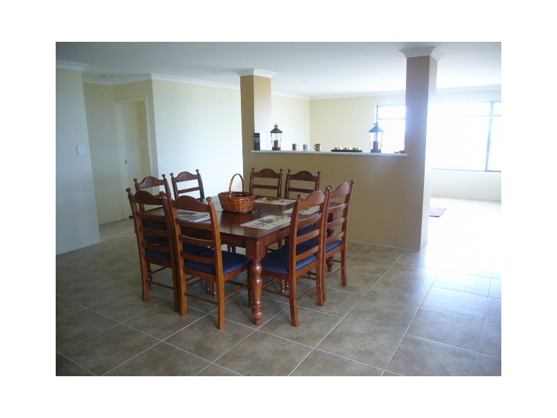 6 Basile Ct, Wandina WA 6530