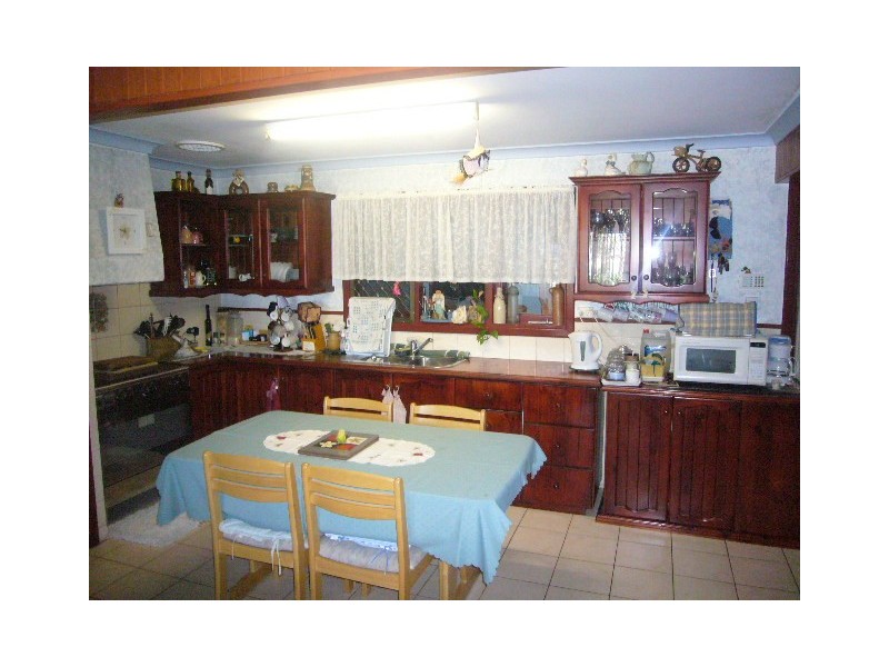 2 Jade Place, Rangeway WA 6530