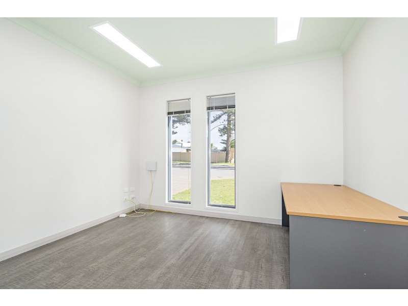 5D Burges Street, West End WA 6530