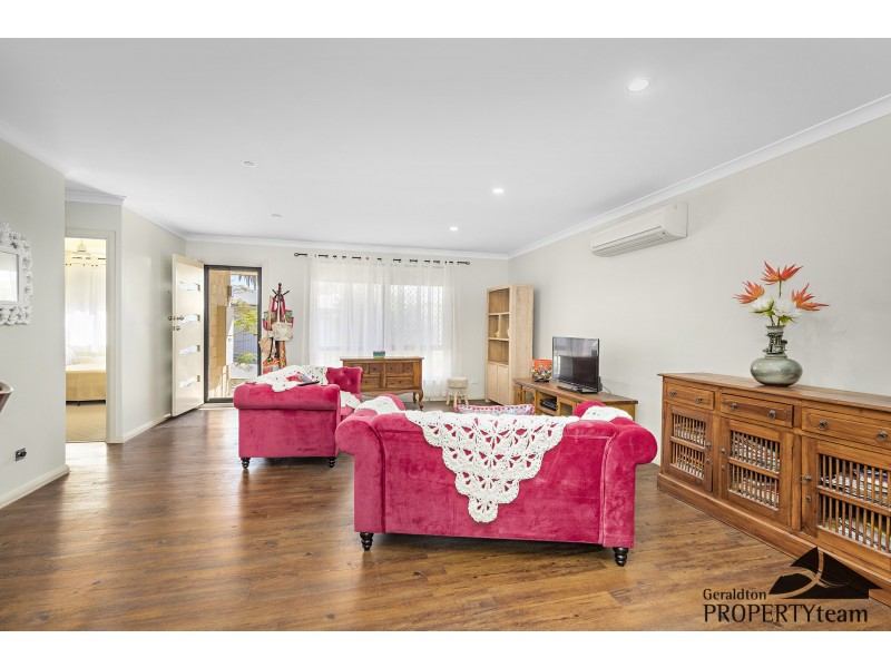 3/38 Crowtherton Street, Bluff Point WA 6530